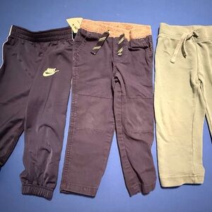 Lot of 3 including new with a tag Nike Kids Dark Blue Sweatpants Joggers size24M